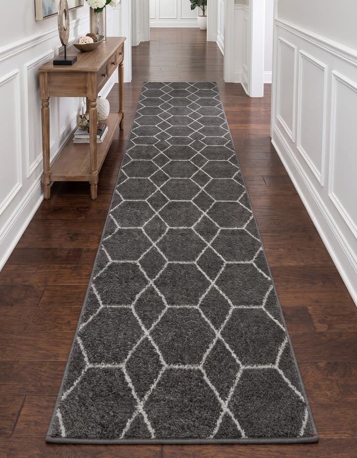 3' 3 x 19' 8 Lattice Frieze Runner Rug