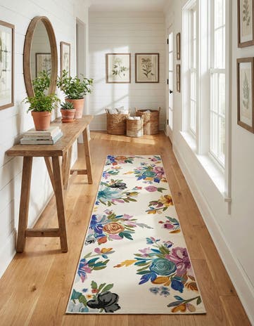 2' 7 x 10' Blossom Runner Rug