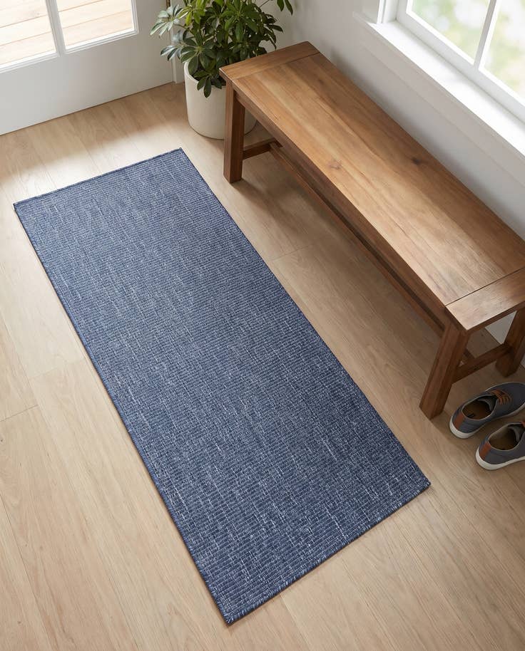 Detail image of 60cm x 155cm Easy-Clean Solid Indoor / Outdoor Runner Rug