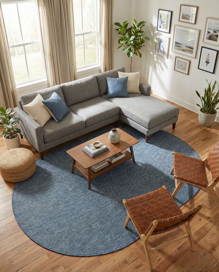 5' 3 x 8' Easy-Clean Solid Indoor / Outdoor Oval Rug