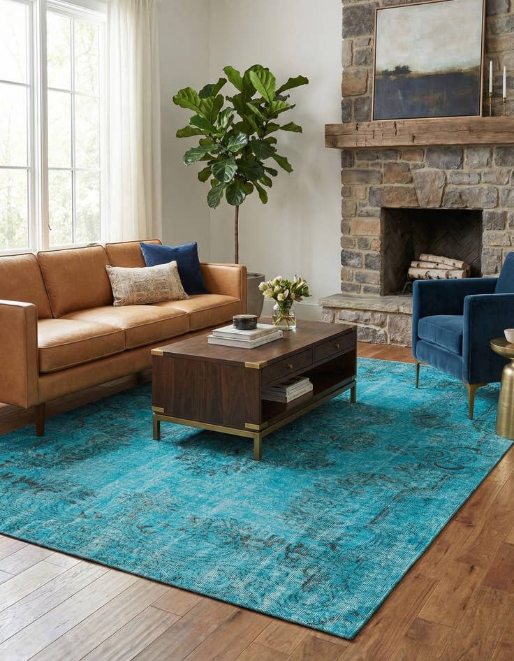 Detail image of 6' 5 x 9' 4 Ultra Vintage Wool Rug