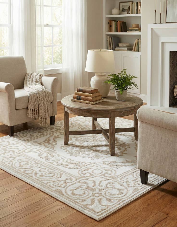 Detail image of 3' 3 x 3' 3 Hermitage Square Rug