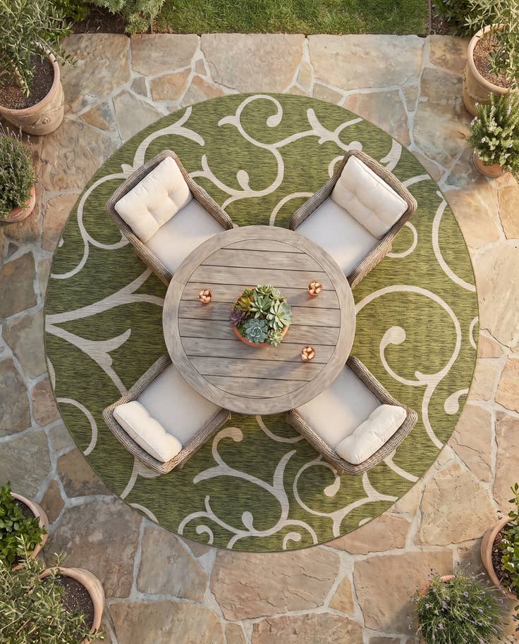 Detail image of 10' 8 x 10' 8 Easy-Clean Botanical Indoor / Outdoor Round Rug