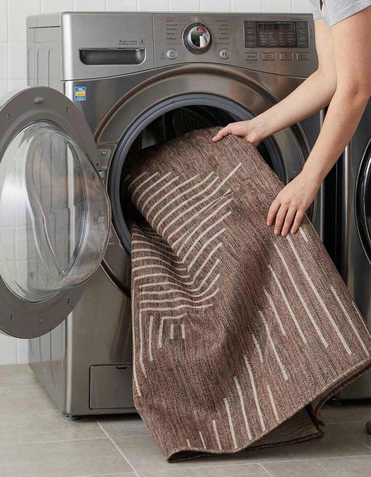 Detail image of 7' 10 x 10'  Washable Modern Indoor / Outdoor Rug