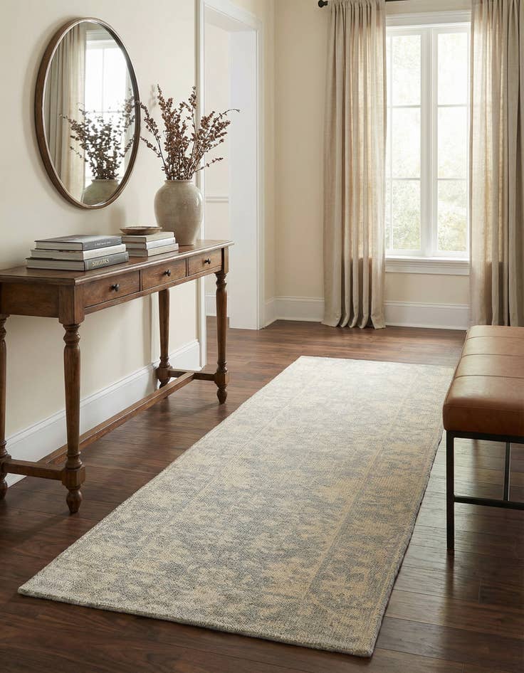 Detail image of 2' 10 x 8' 10  Hand Knotted Darya Runner Rug