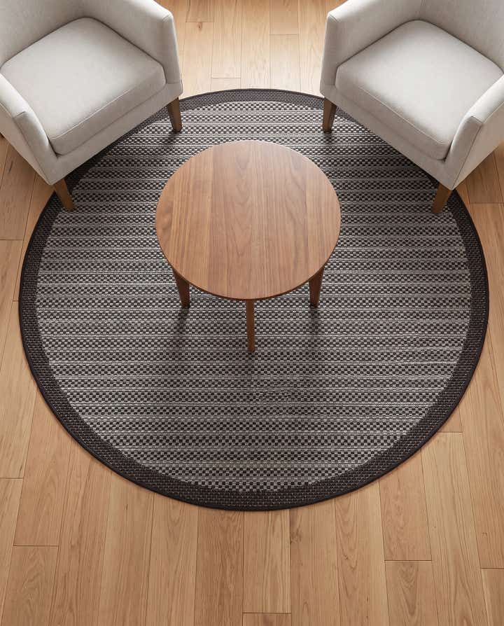6' x 6' Easy-Clean Border Indoor / Outdoor Round Rug