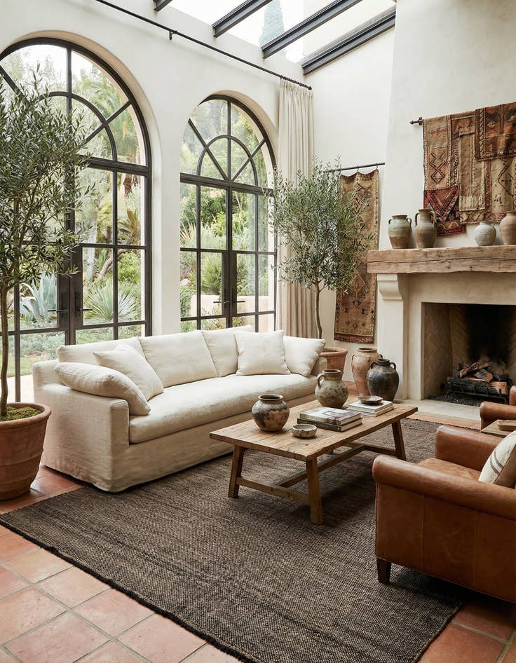 Detail image of 6' 7 x 9' 5  Hand Knotted Marok Kilim Rug