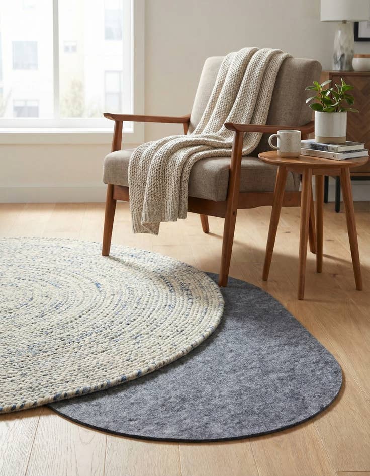 Detail image of 3' x 5' Oval Uni-Luxe Rug Pad