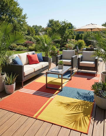 5' 3 x 8' Easy-Clean Modern Indoor / Outdoor Rug