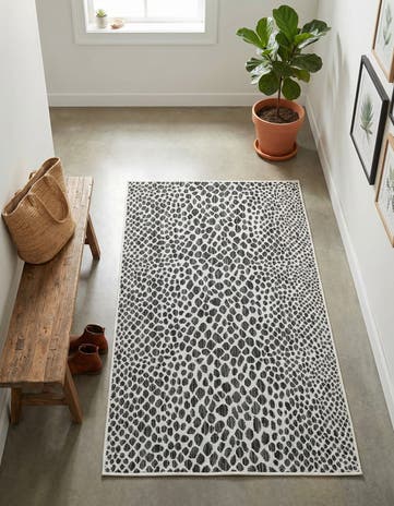 3' x 5' 3 Easy-Clean Jill Zarin Cape Town Indoor / Outdoor Rug