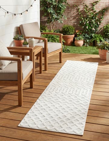 2' x 8' Easy-Clean Trellis Textured Indoor / Outdoor Runner Rug