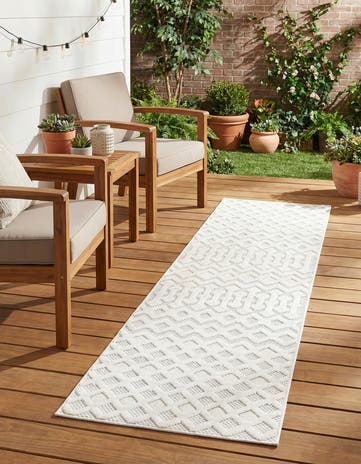 2' x 8' Easy-Clean Trellis Textured Indoor / Outdoor Runner Rug