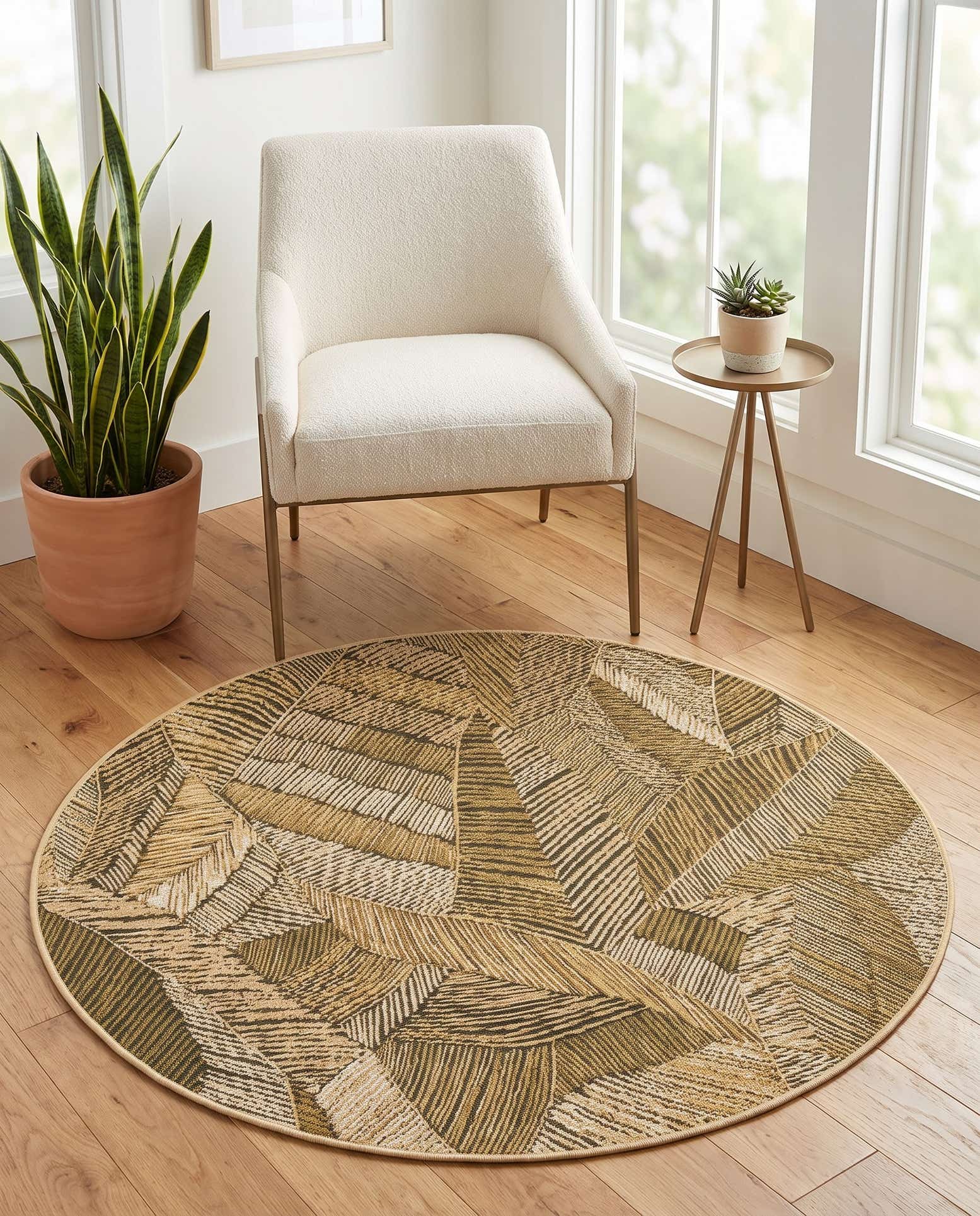 4' x 4' Easy-Clean Botanical Indoor / Outdoor Round Rug
