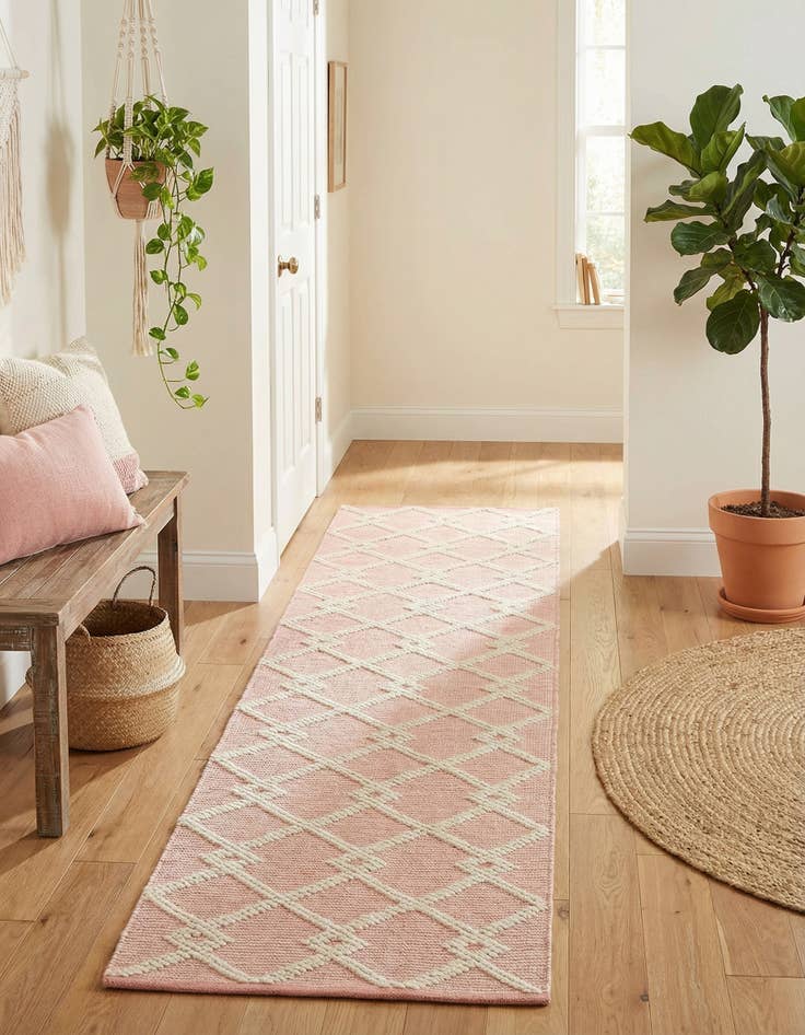 Detail image of 2' x 8'  Hand Knotted Jill Zarin Dorset Runner Rug