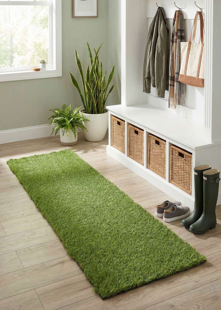 2' x 5' Easy-Clean Grass Indoor / Outdoor Runner Rug