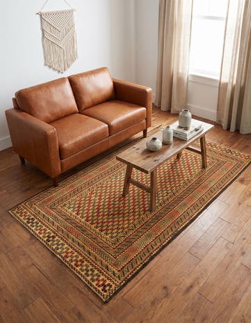 3' 10 x 6' 3 Hand Knotted Sumak Wool Rug
