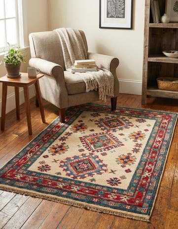 2' 8 x 4' 2 Hand Knotted Kazak Rug