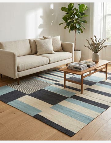 4' 5 x 5' 9 Hand Woven Kilim Modern Wool Rug