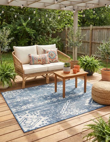 4' x 6' Easy-Clean Bohemian Indoor / Outdoor Rug