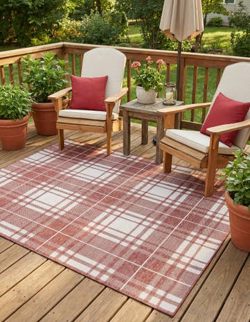 7' 10 x 7' 10 Easy-Clean Checkered Indoor / Outdoor Square Rug