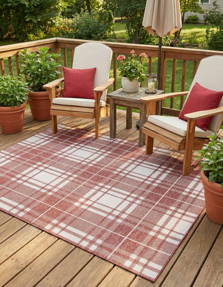 Detail image of 7' 10 x 7' 10 Easy-Clean Checkered Indoor / Outdoor Square Rug