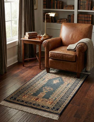 2' 7 x 4' 8 Hand Knotted Bokhara Oriental Wool Rug