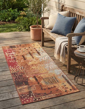 2' 7 x 5' 3 Easy-Clean Modern Indoor / Outdoor Runner Rug