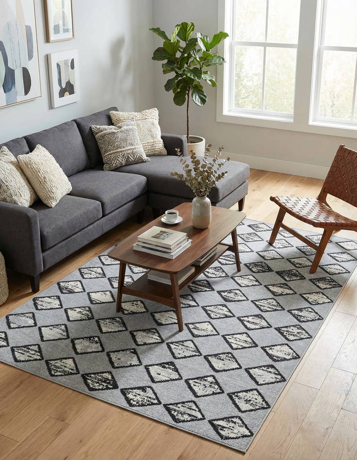 Detail image of 5' 3 x 7' 7  Washable  Indoor / Outdoor Rug