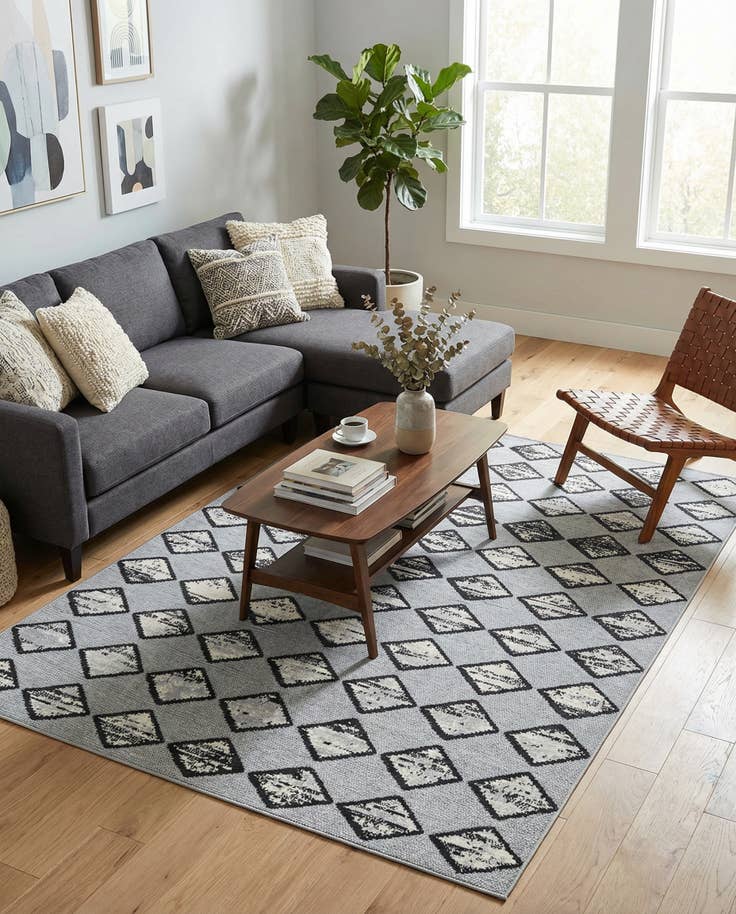 Detail image of 5' 3 x 7' 7 Easy-Clean Indoor / Outdoor Rug