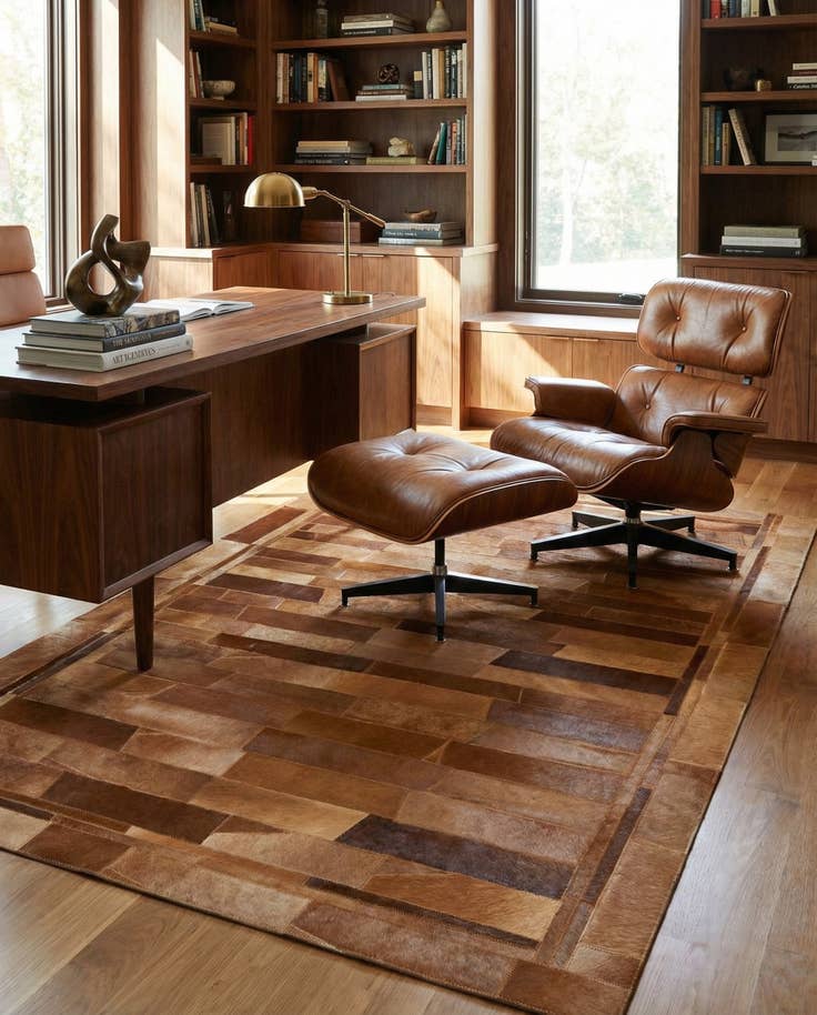 Detail image of 5' x 7' 10 Cowhide Leather Rug