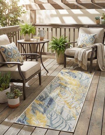 2' x 6' Easy-Clean Botanical Indoor / Outdoor Runner Rug