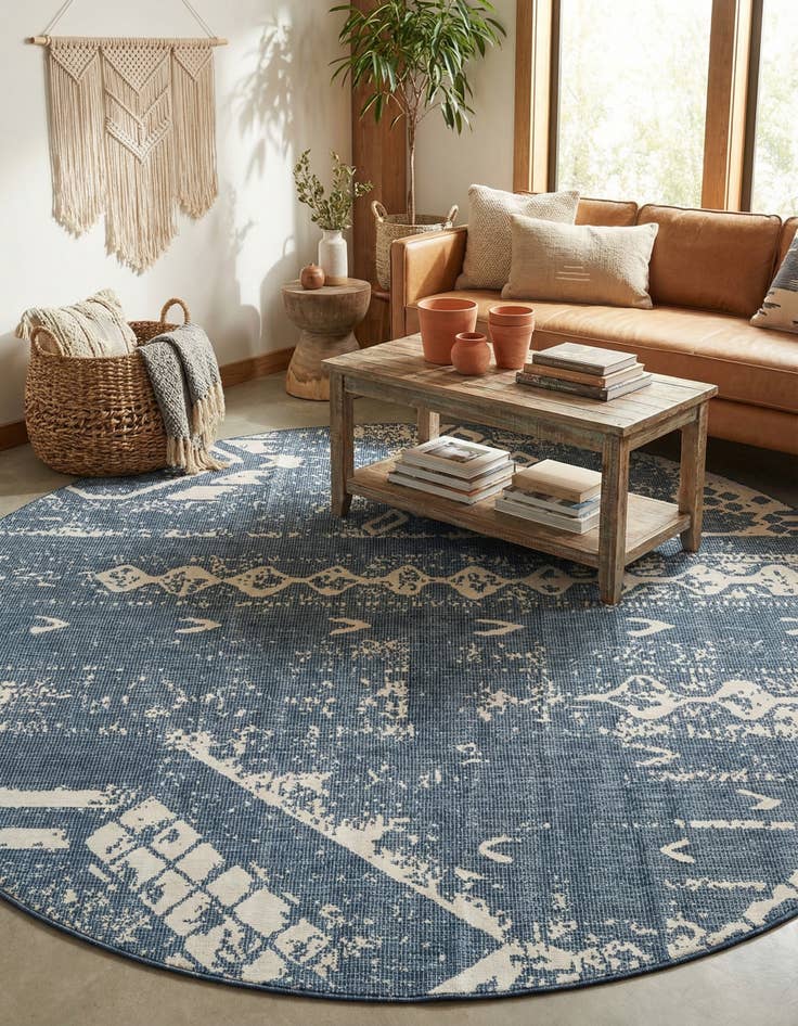 Detail image of 10' 8 x 10' 8 Easy-Clean Bohemian Indoor / Outdoor Round Rug