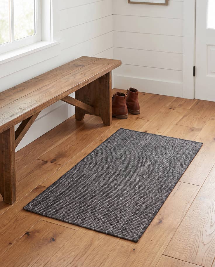 Detail image of 2' x 3' 1 Easy-Clean Solid Indoor / Outdoor Rug