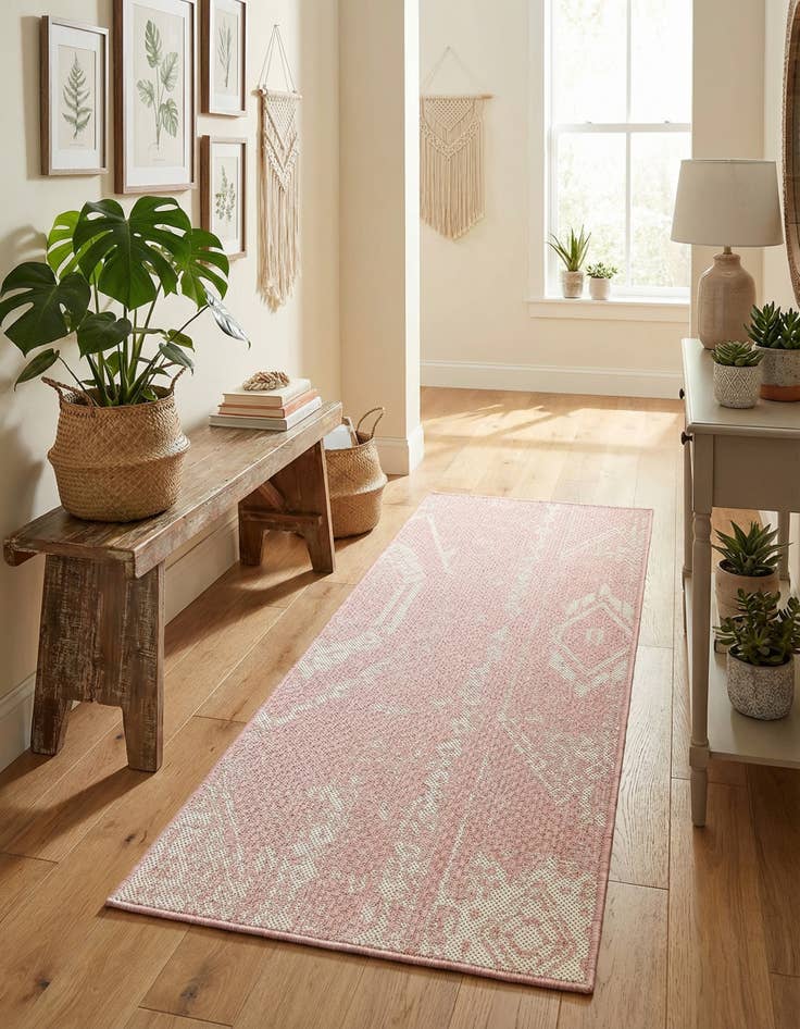 Detail image of 2' x 4'  Washable Bohemian Indoor / Outdoor Runner Rug