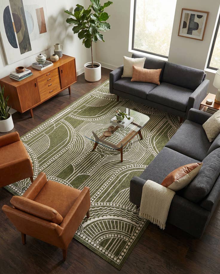Detail image of 10' x 14' Easy-Clean Traditional Indoor / Outdoor Rug