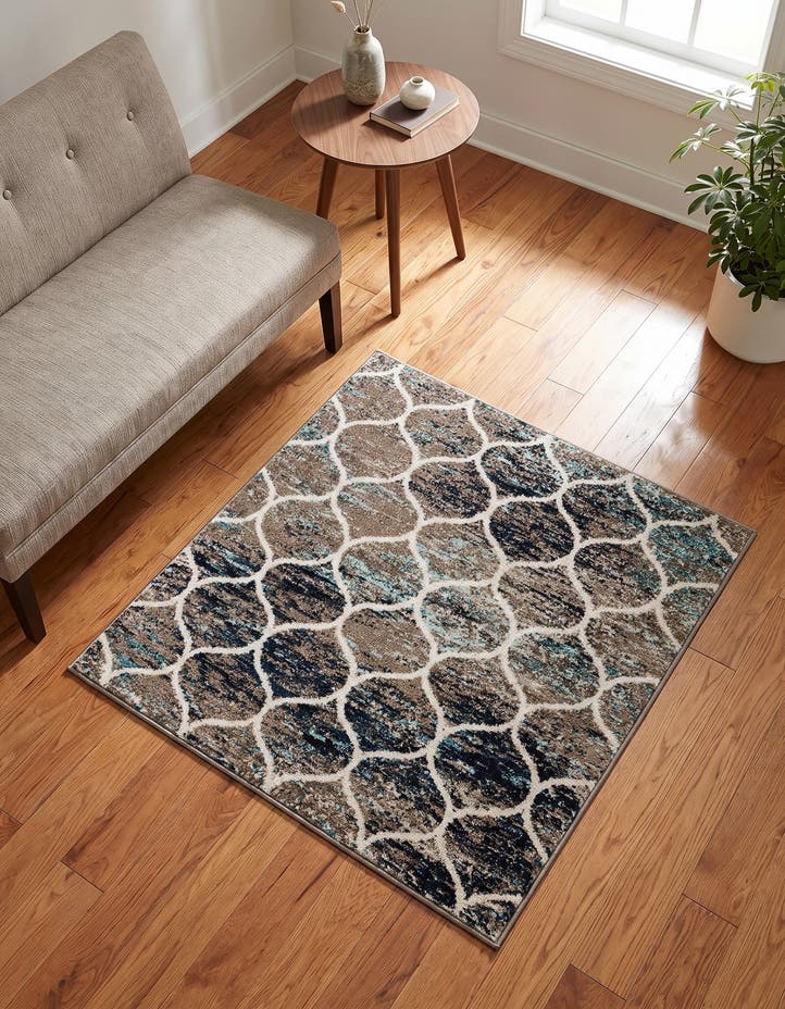 4' x 4' Lattice Frieze Square Rug