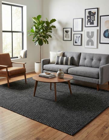 Black Hand Woven Lattice Wool Rug
