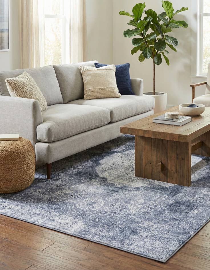 Detail image of 6' x 9'  Washable Yara Rug