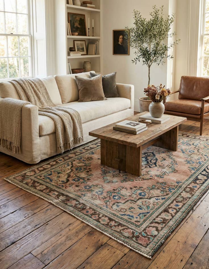 Detail image of  4' 4 x 6' 6  Hand Knotted Ultra Vintage Persian Wool Rug