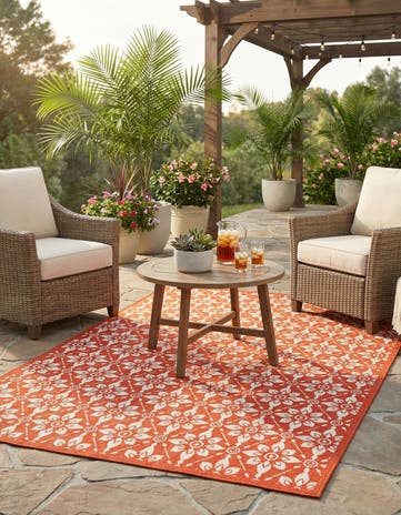6' x 9' Easy-Clean Lattice Indoor / Outdoor Rug