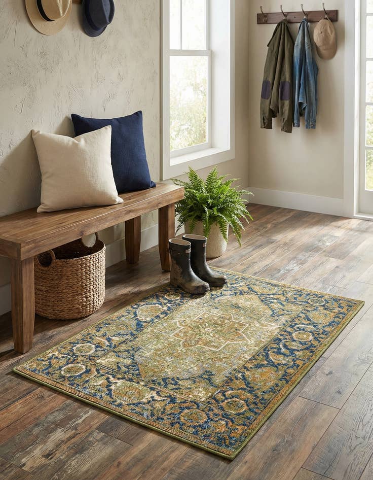 Detail image of 2' x 3'  Washable Traditional Indoor / Outdoor Rug
