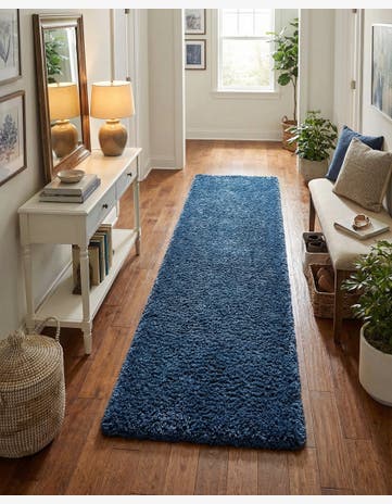 2' 7 x 13' Zermatt Shag Runner Rug