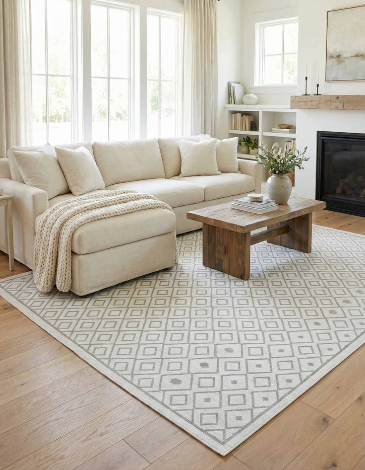 Detail image of 9' x 12'  Washable Trellis Indoor / Outdoor Rug