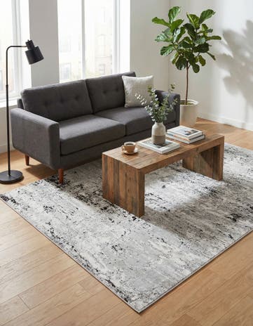 7' x 10' Leipzig Rug