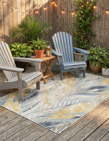 4' x 6' Easy-Clean Botanical Indoor / Outdoor Rug