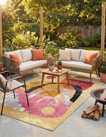 Easy-Clean Modern Indoor / Outdoor Rug