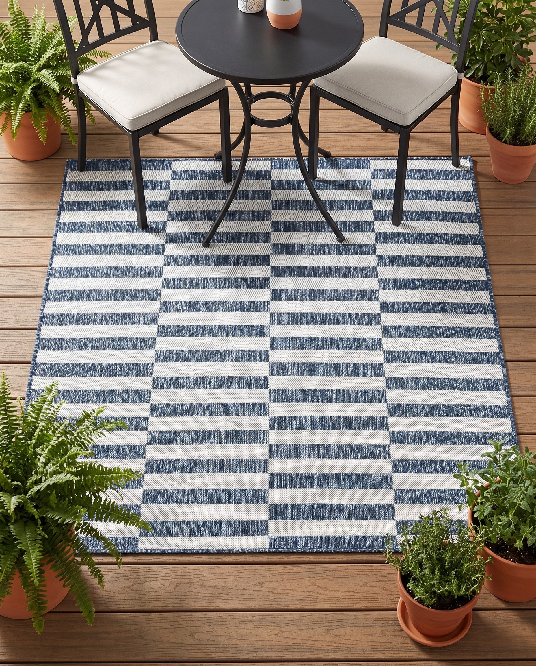 5' 3 x 5' 3 Easy-Clean Ribbon Indoor / Outdoor Square Rug
