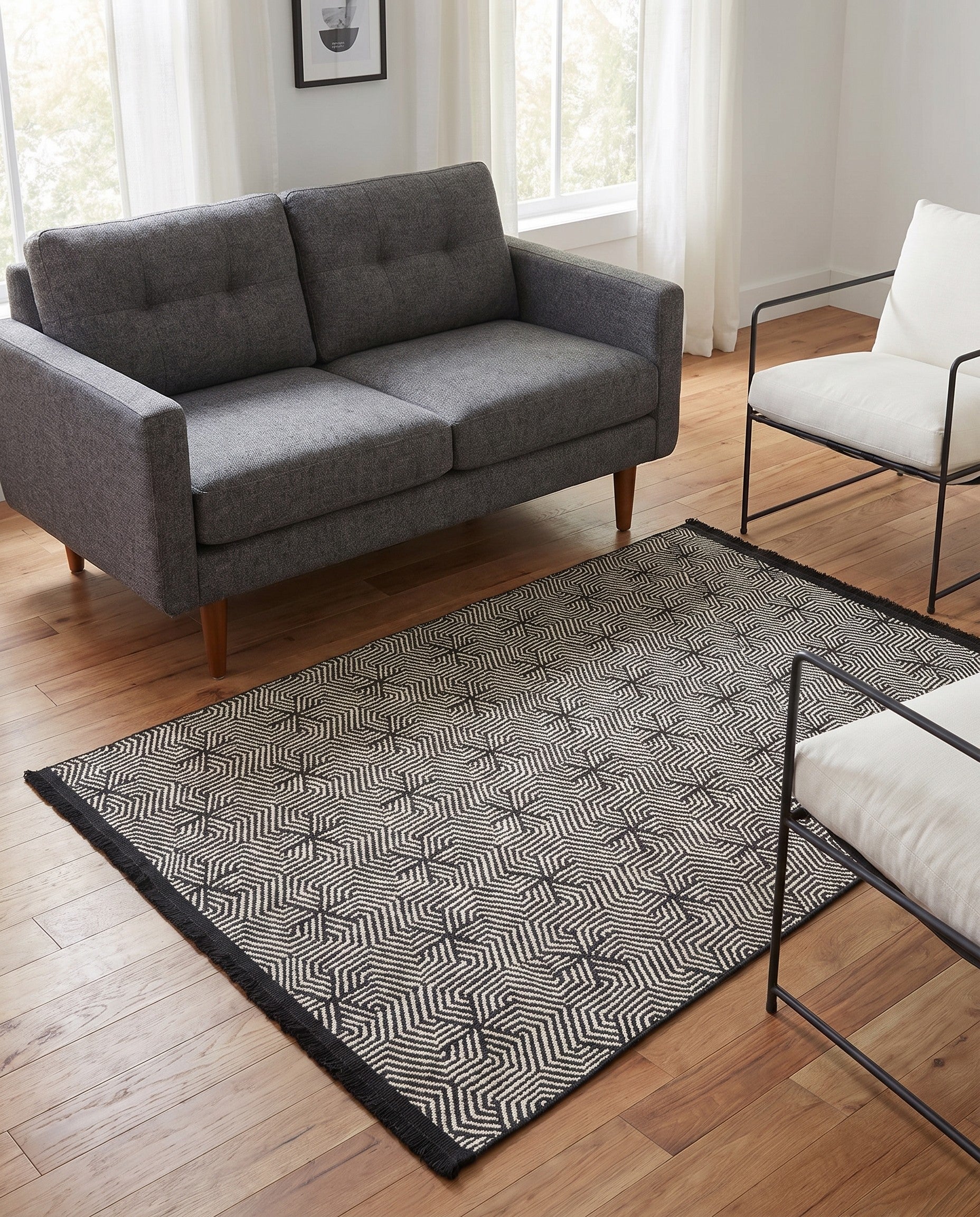 Black and White Milano Rug