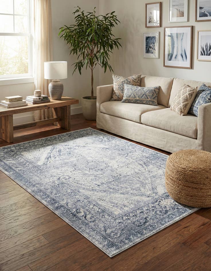 Detail image of 4' x 6' Villa Rug