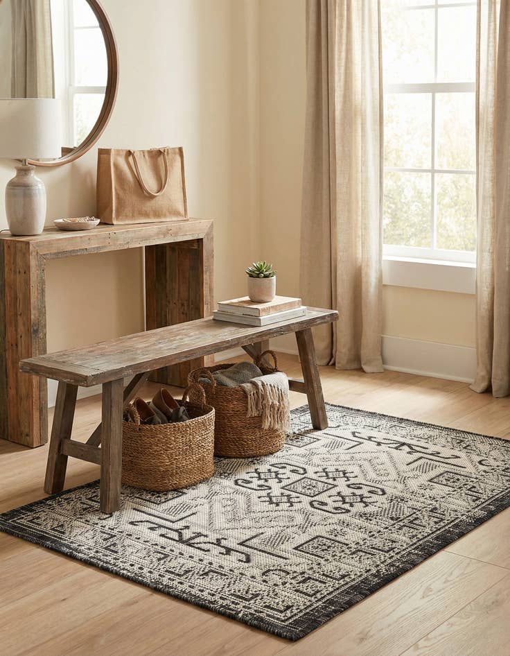 Detail image of 2' x 3'  Washable Aztec Indoor / Outdoor Rug